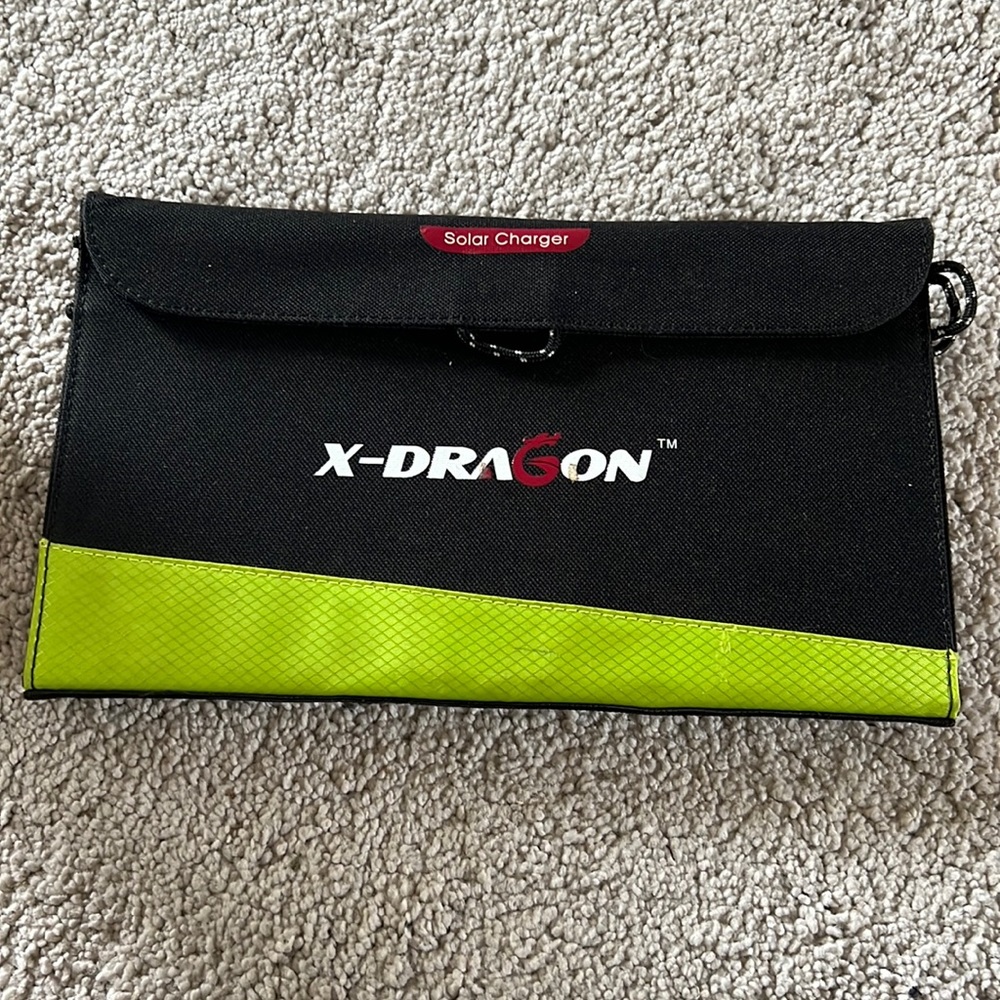 X-Dragon 14W Portable Solar Charger 5V/2A